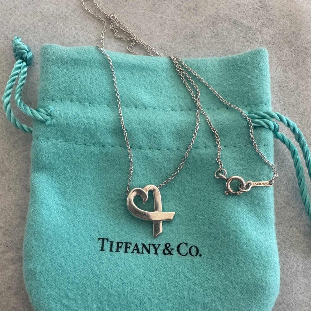 TIFFANY & CO. Paloma Picasso Loving Heart Necklace